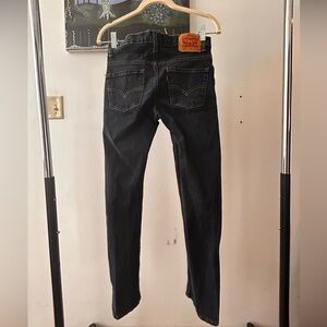 Basic dark wash Levi’s skinny jeans 501